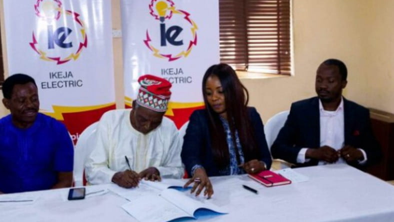 Magodo residents now enjoy stable electricity after signing an agreement with Ikeja Electric (TheCable)